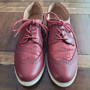 Carvela Burgundy Leather Oxford Shoes With Crocodile Print Size 9